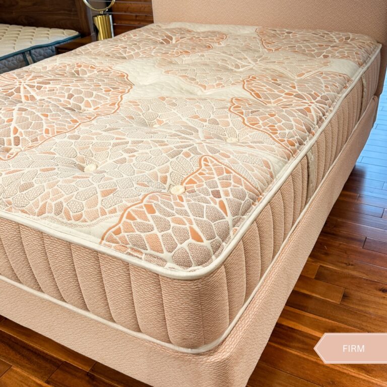 Flip Premier Mattress-Firm_Corner Detail